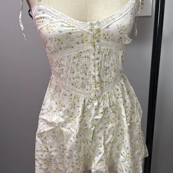 Forever 21 White Floral Dress - Picture 1 of 6